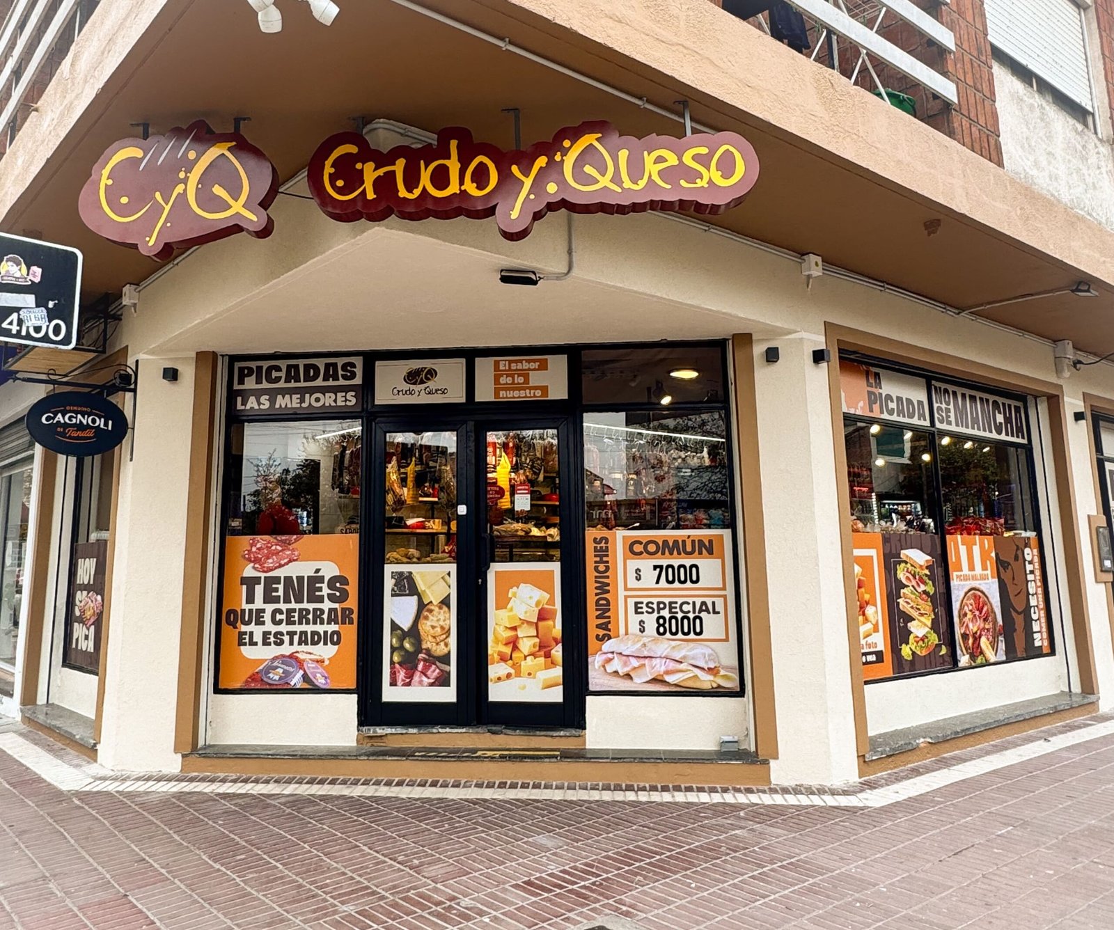 Sucursal San Juan de Crudo y Queso